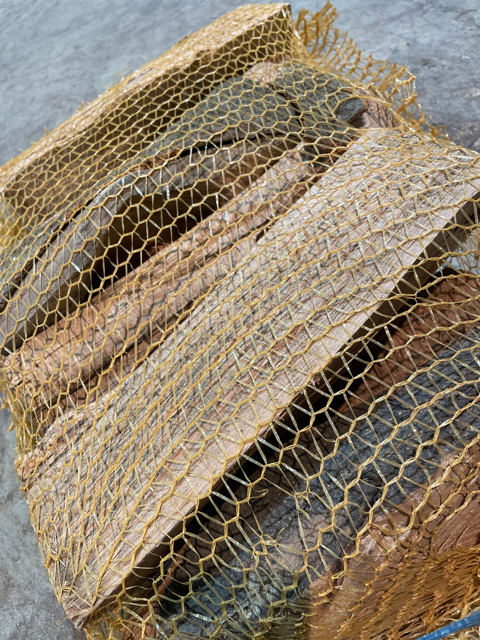 Buchenholz 30-33 cm kammergetrocknet im Sack